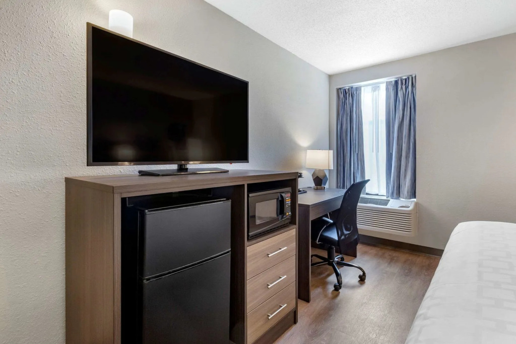 Clarion Pointe Raleigh Midtown