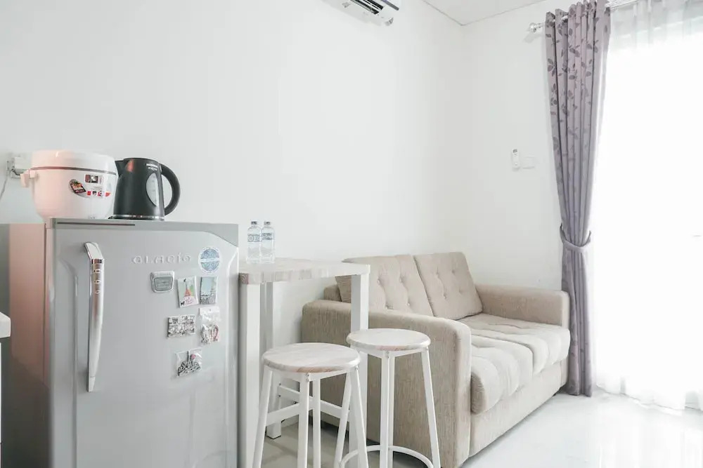 Comfort 1Br Apartment With Study Room At Woodland Park Residence