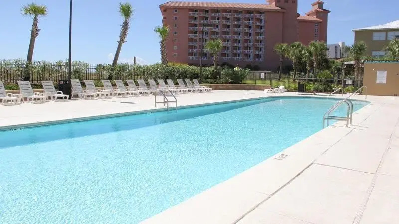 Grand Pointe 411