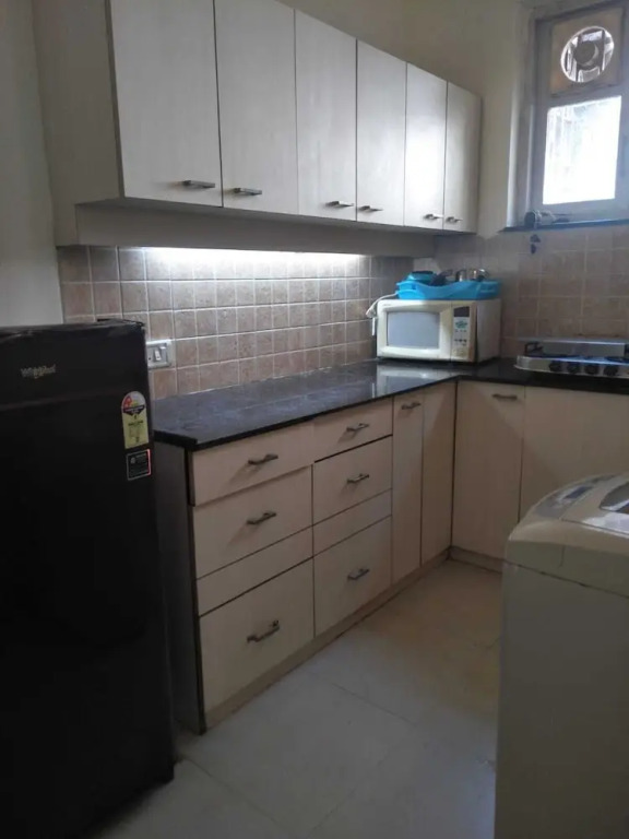 Beautiful Balconied 2 Bed Flat