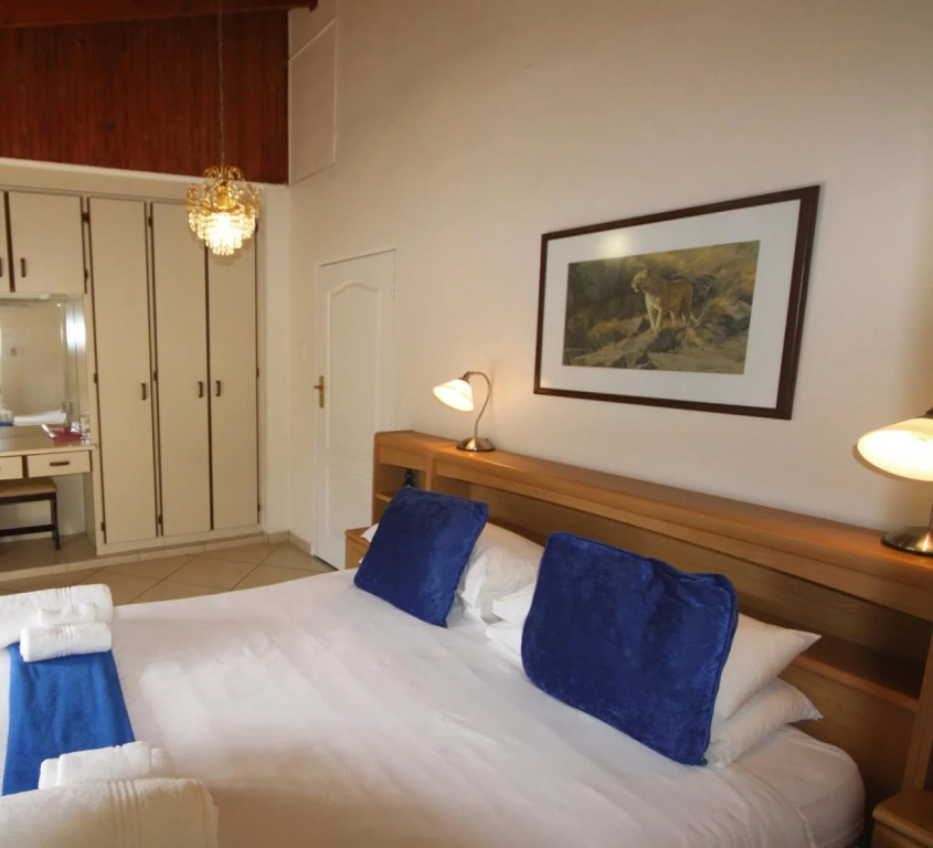 Whalesong Guest House