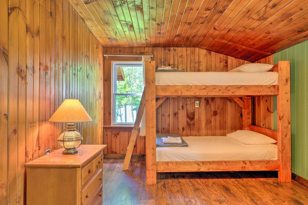 Rustic Cabin Retreat on Rangeley Lake!