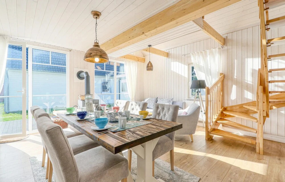 2 Bedroom Amazing Home In Zerpenschleuse