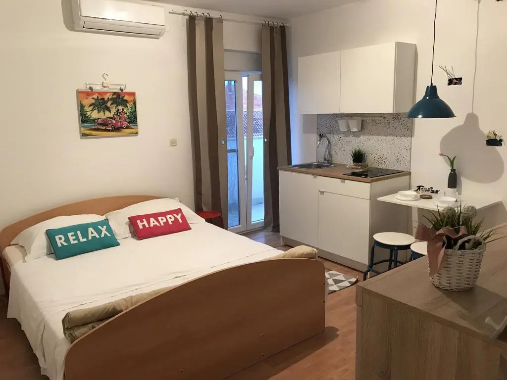 Guest House Dia
