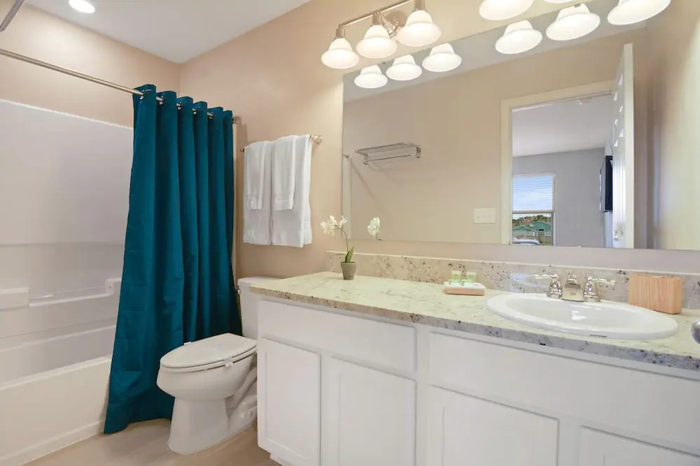 Four Bedrooms TownHome Compass Bay Resort 5130