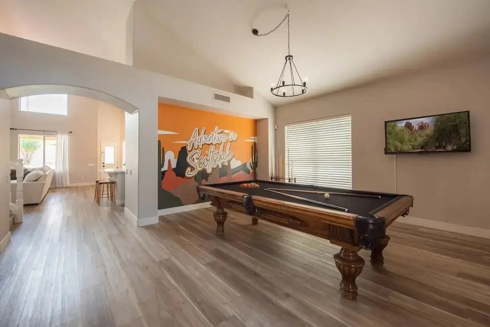 Scottsdale Paradise Poolside With Hot Tub Gym