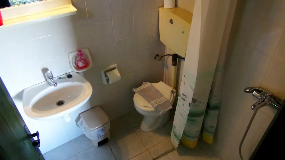 Camelia studios Skiathos Town