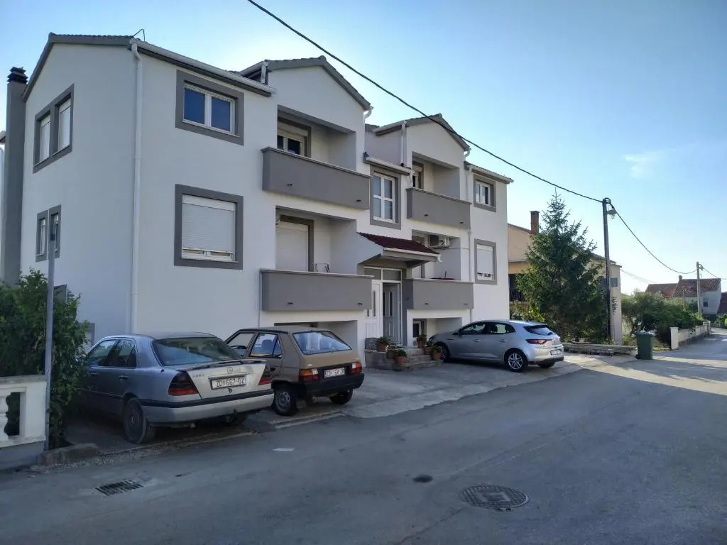 Ravkin Apartments