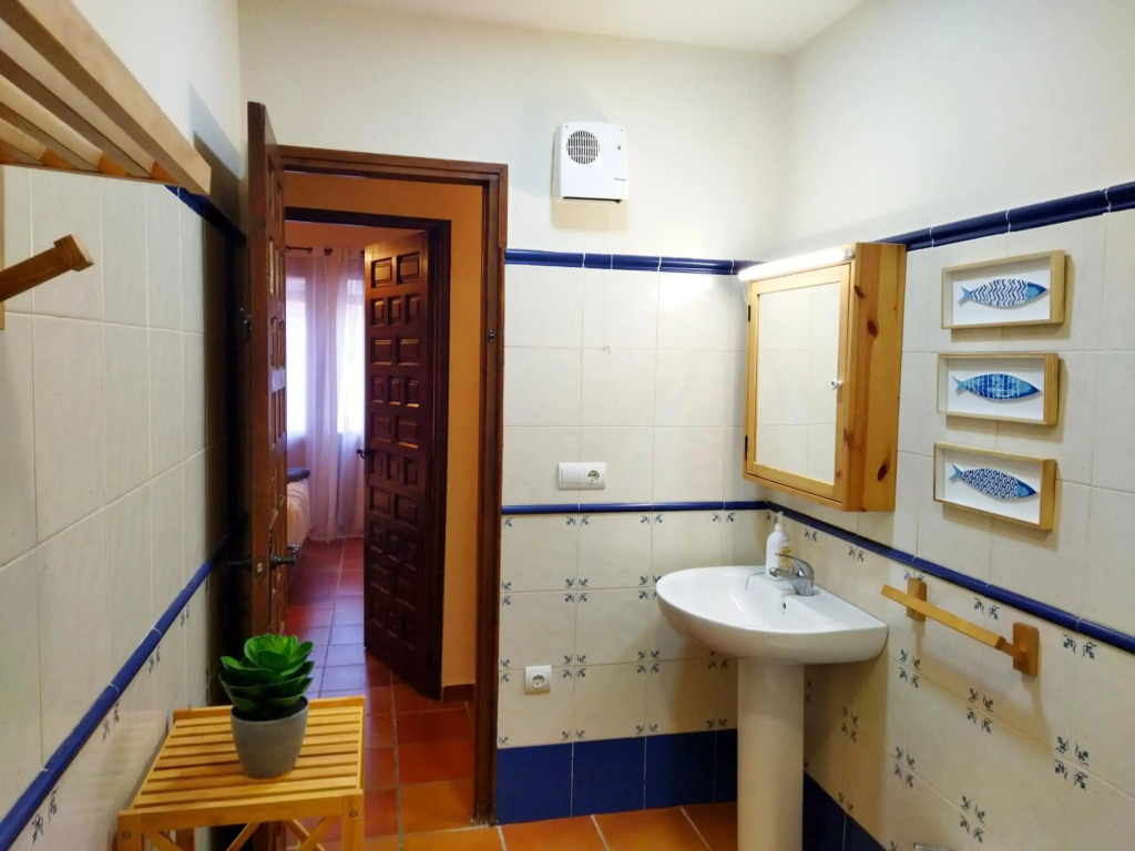 Masía de San Juan Casas número 3 y 5, con piscina, aire acondicionado y vistas a la montaña