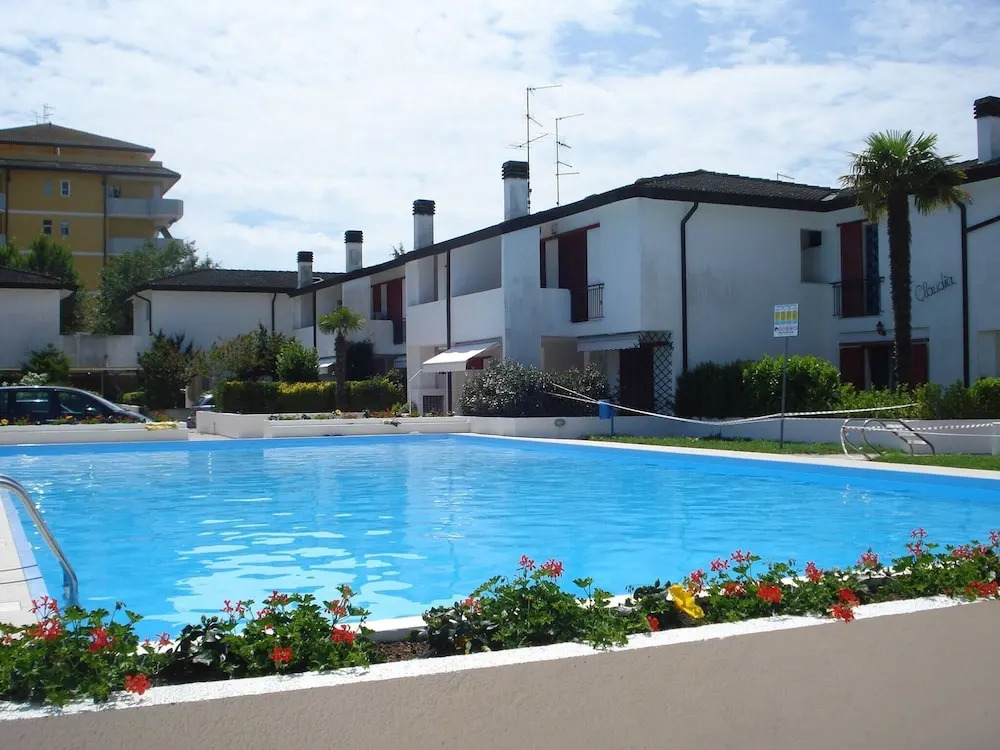 Townhouse With Garden and Terrace
