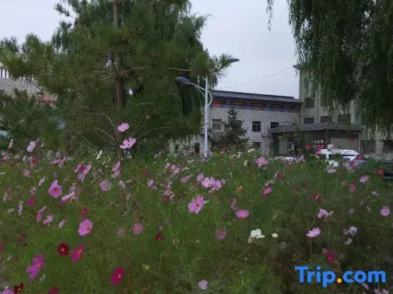 Yongchang Beihaiquan Hotel
