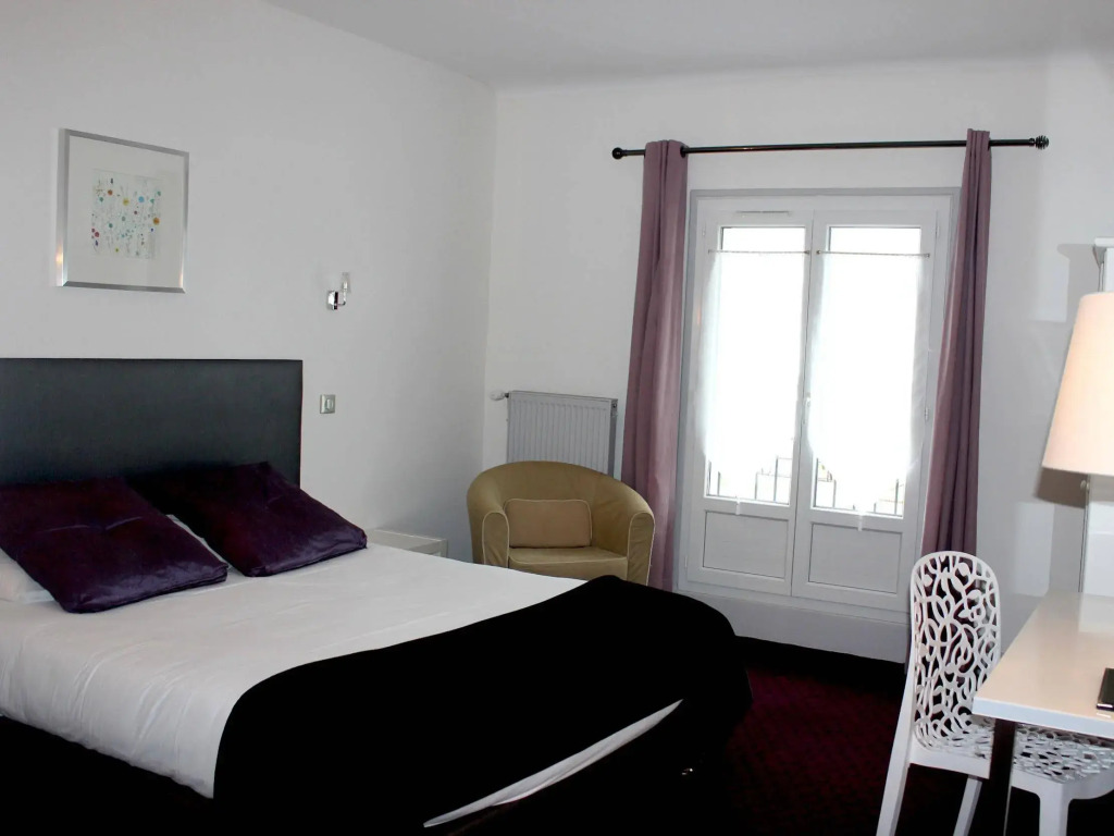 Logis Hotel Le Cerf