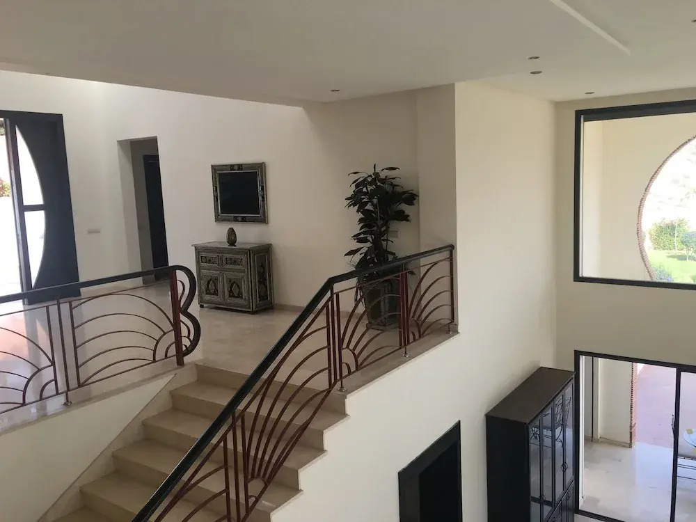 Spacious Comfortable Villa Ref T72024