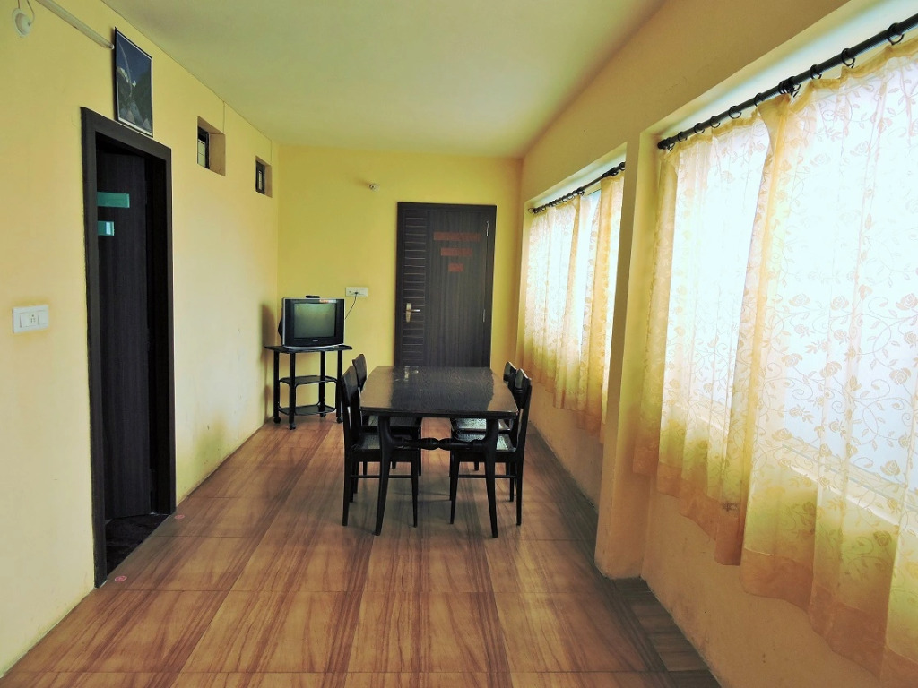 Travellers Paradise Nainital