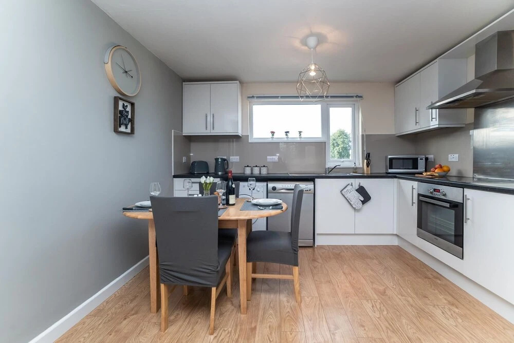 Beautiful 2 bed Apartment (Sleeps 5)