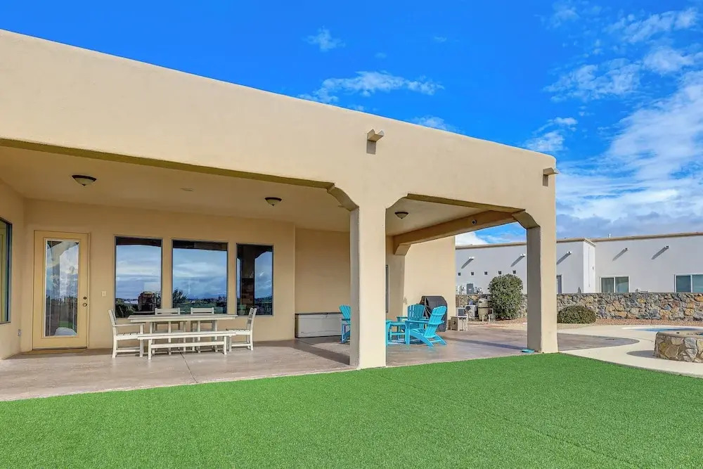 Las Cruces Home w/ Mountain Views & Private Pool!