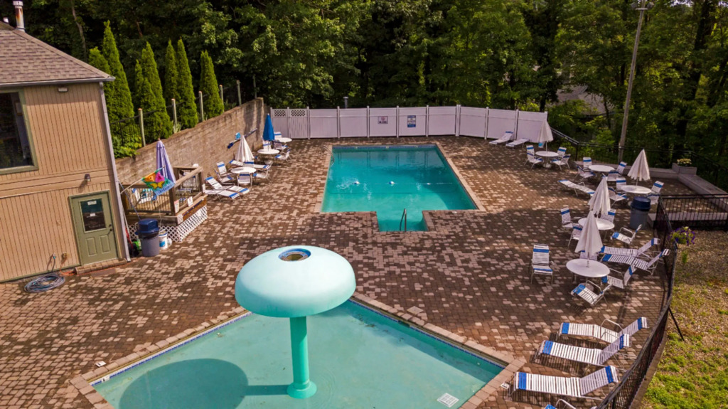 Large Modern-style Condo w Pool Gym Game Room