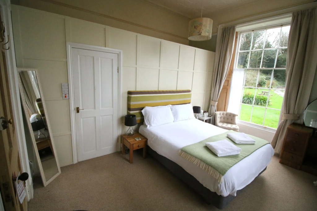 Laston House