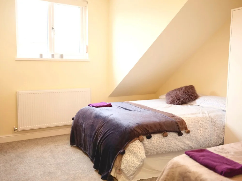 Fishponds Place 355b