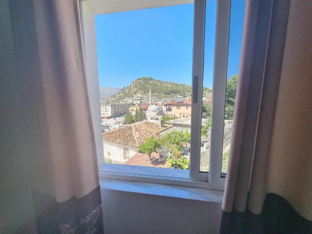 HOTEL VILA TWIX