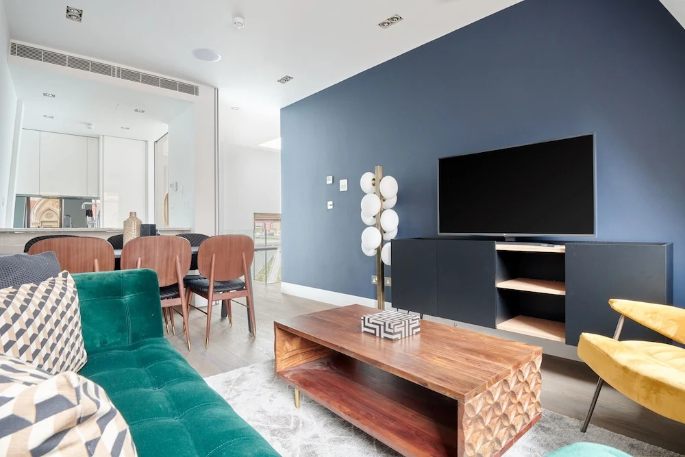 Maughan Library Apartments by Sonder
