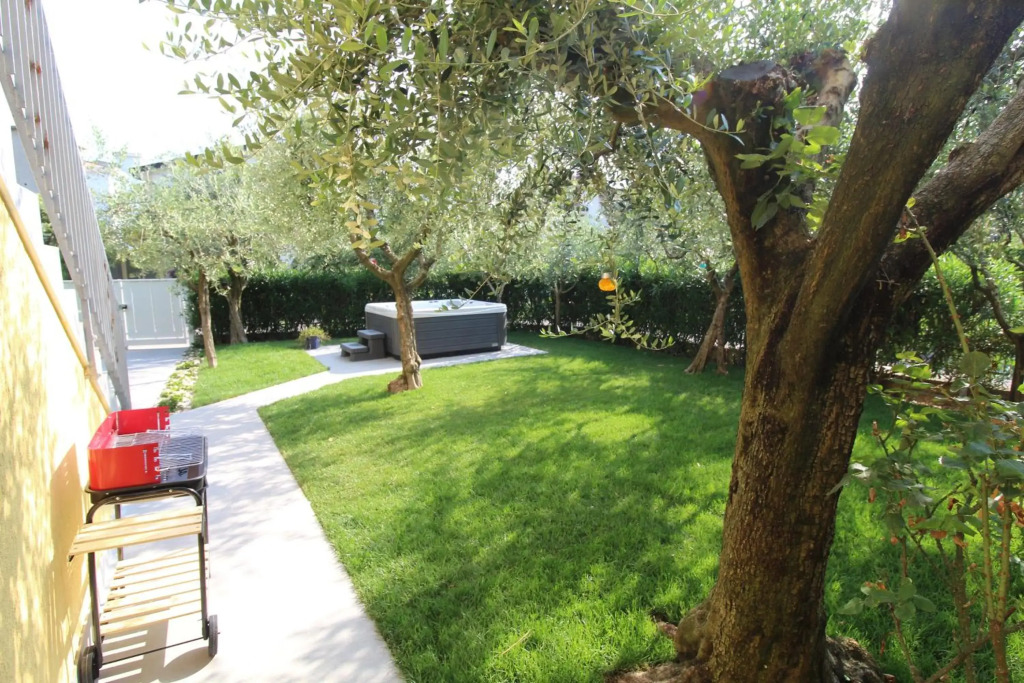 Villa Lori apartments