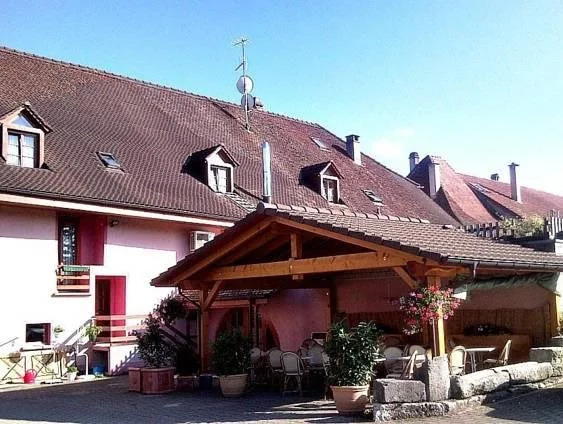 Hotel-Rotisserie La Tour Rouge