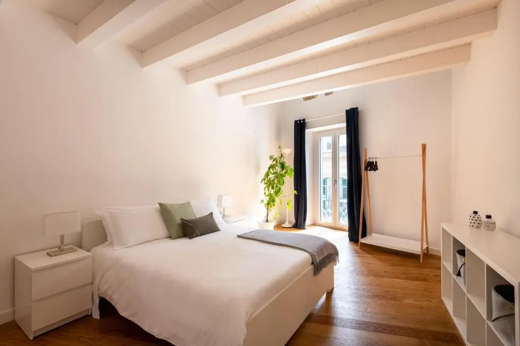 Vittorio Emanuele Charming Central Flats
