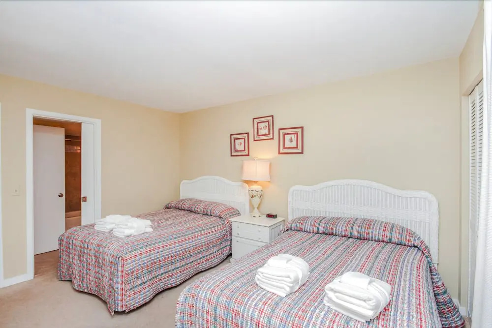 Inland Harbour 2429 - Two Bedroom Condo