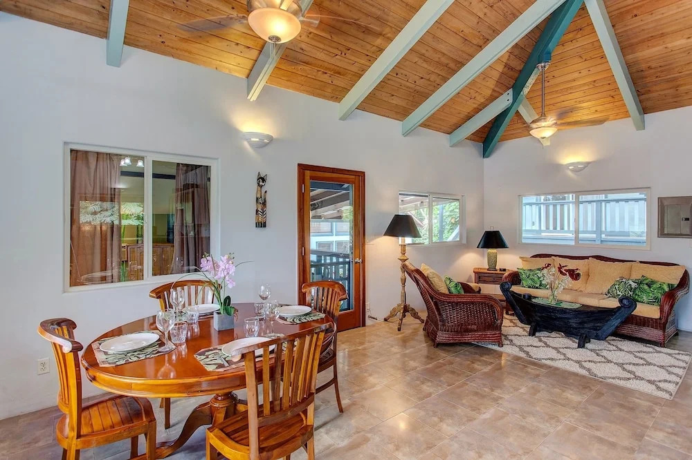Big Island Bali Hideaway 2 Bedroom Home by Redawning