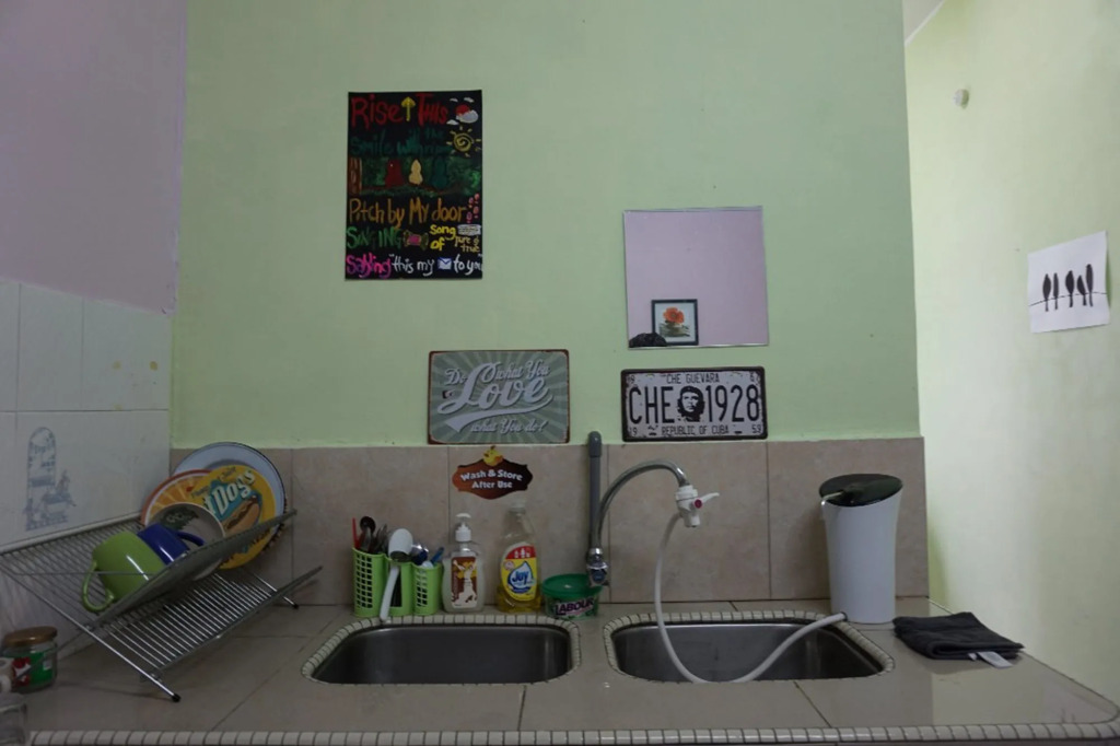 Three Little Birds Home - Hostel