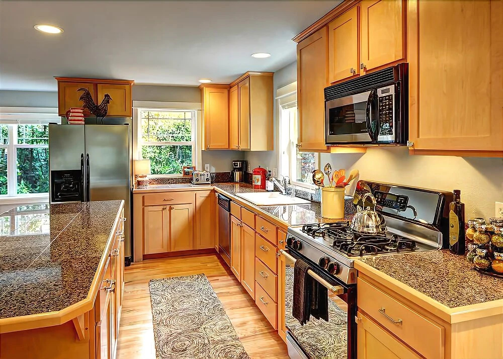 Rise and Shine Ravenna - Three Bedroom Home