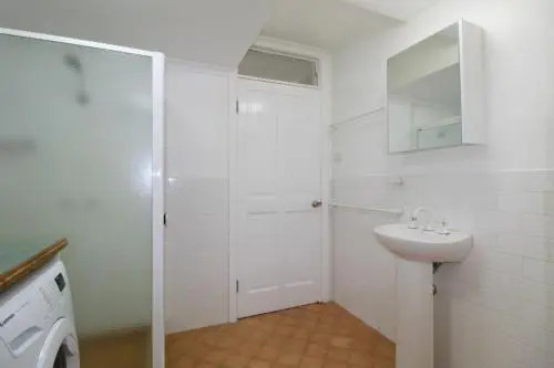 Beachfront 2, 25 Willow Street