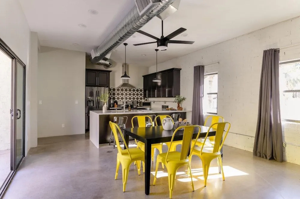 E Main St Unit B - Stellar