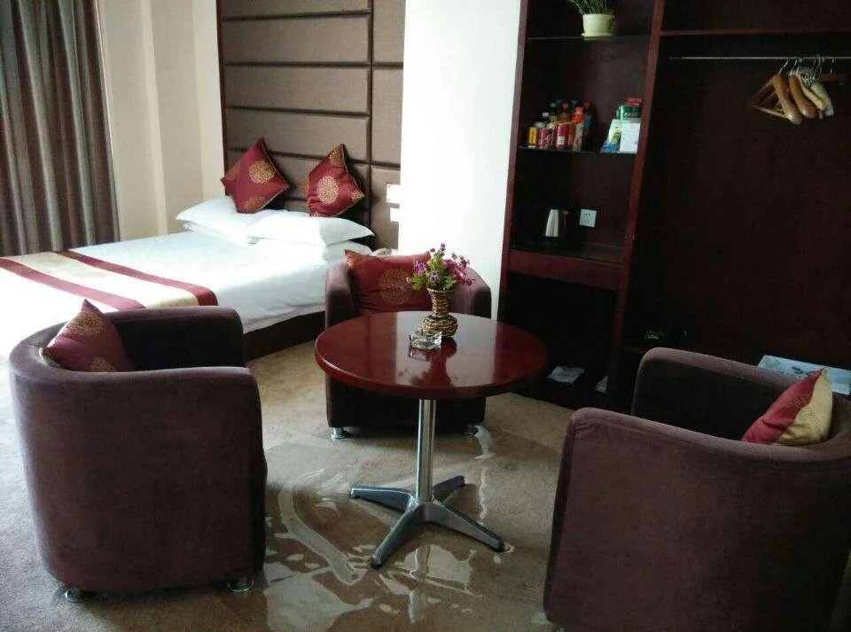 Hubei Yatingxuan Hotel