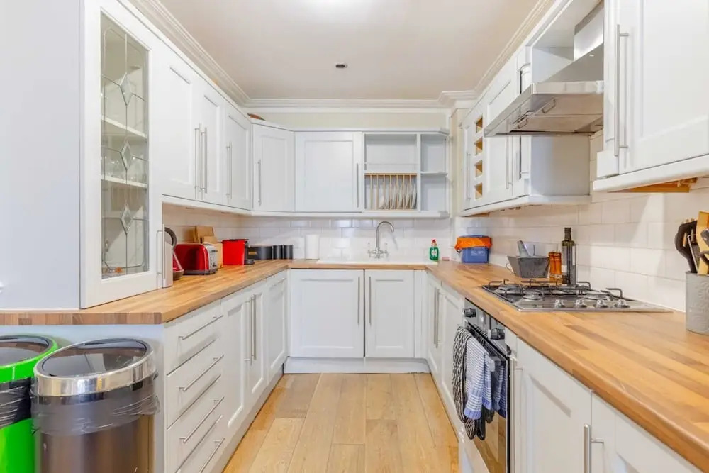 Gorgeous 2BD Garden Getaway, Victoria Park