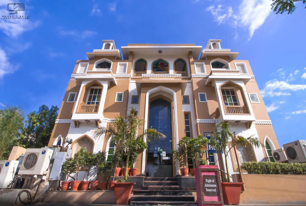 Townhouse Mansarovar Near Metro Station Formerly Dev Villas