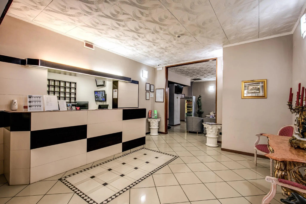 Flom Boutique Hotel