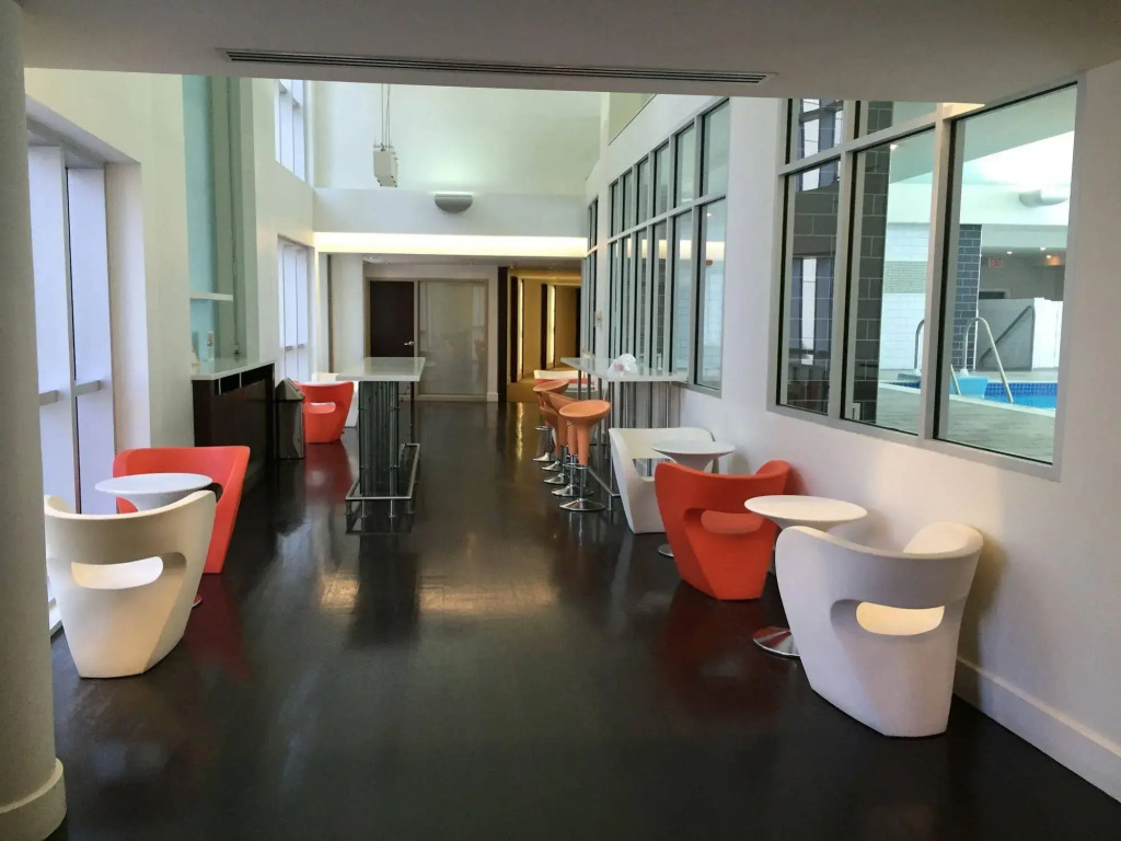 Air Canada Centre Harbor Front Furnished Condo