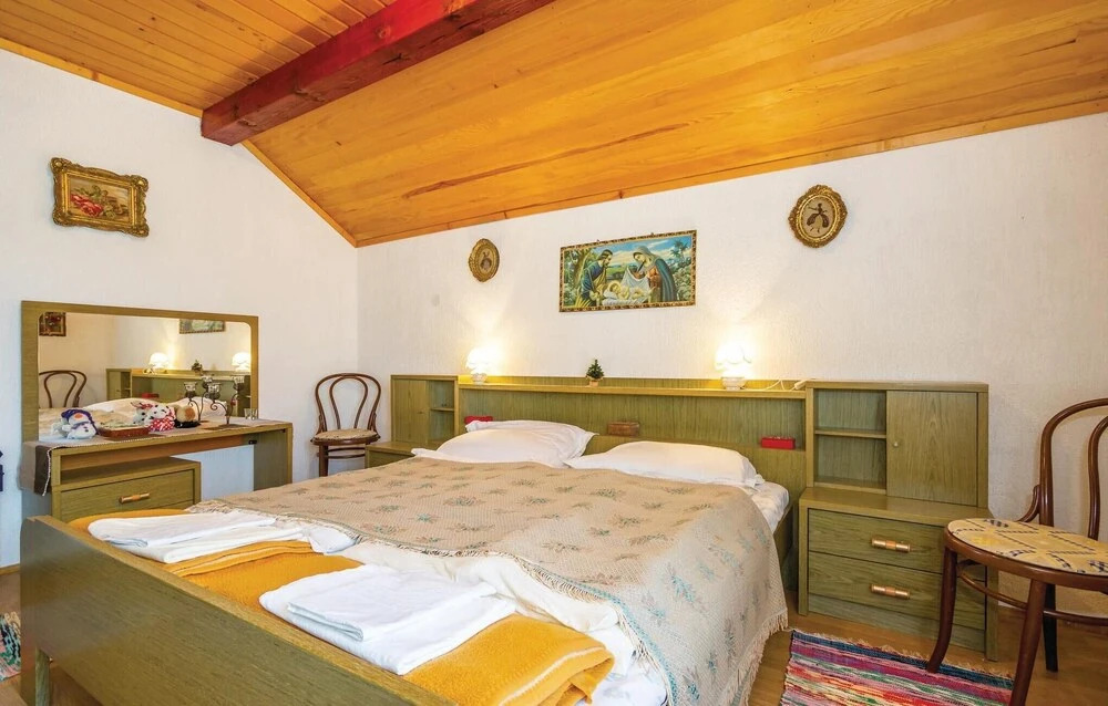 Awesome Apartment in Stolac With 2 Bedrooms