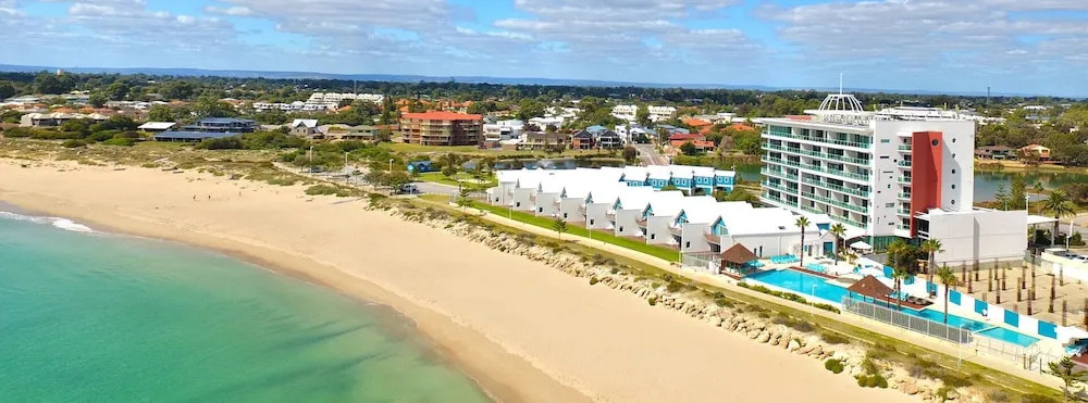Sea Side 104