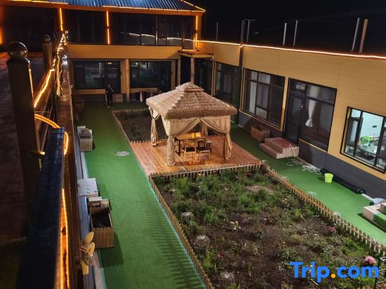 Xinyuan Shiyi Xiaowo Homestay