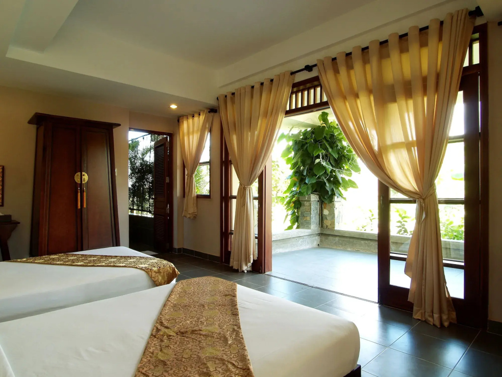 Romana Resort & Spa