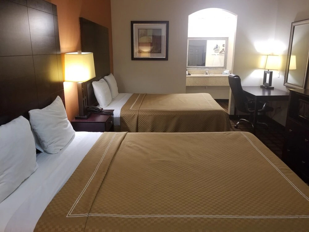 Executive Inn and Suites