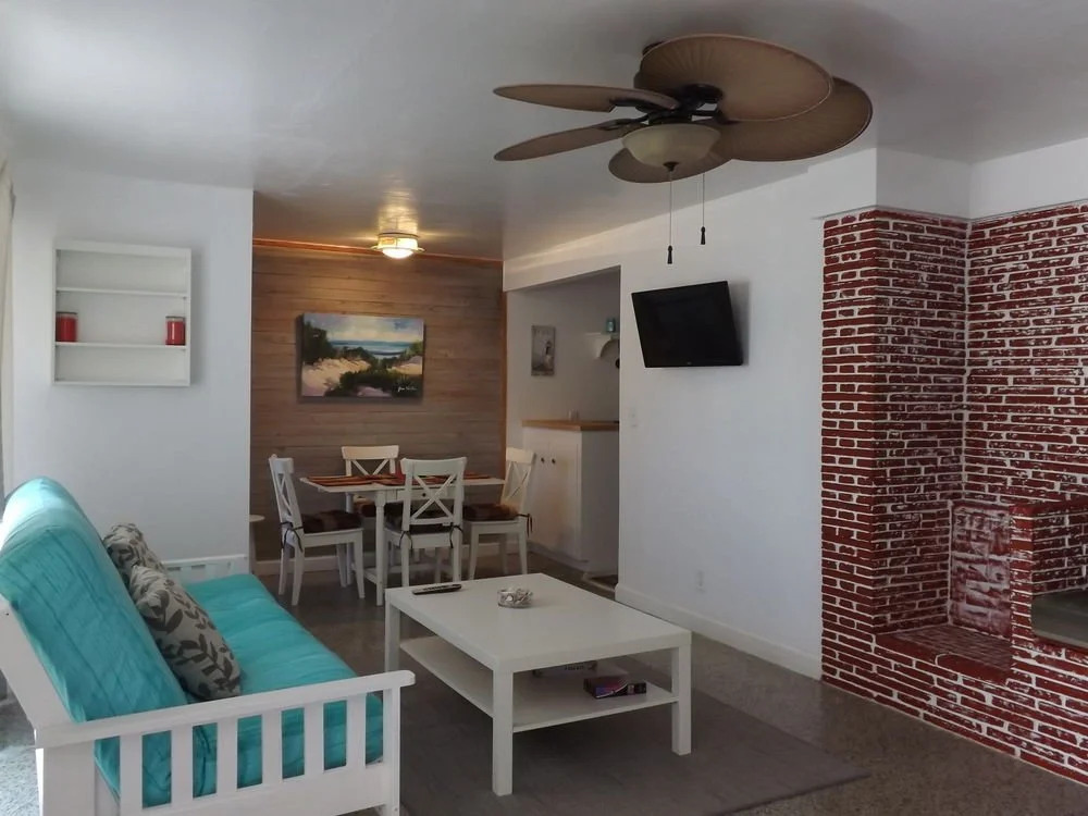 Beach Bright Inn