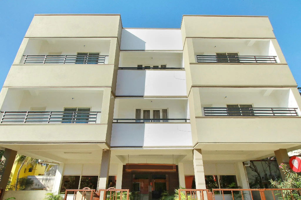 Hotel O The Mangrove Wood Residency