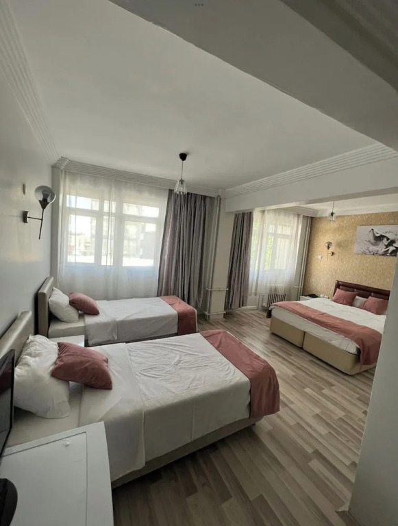 Hotel Ararat
