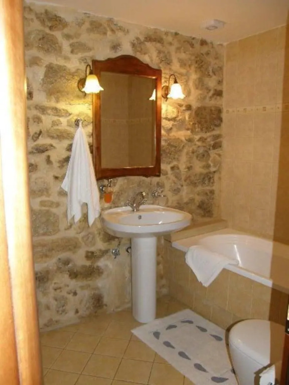 Arhontiko Arhanes Suites