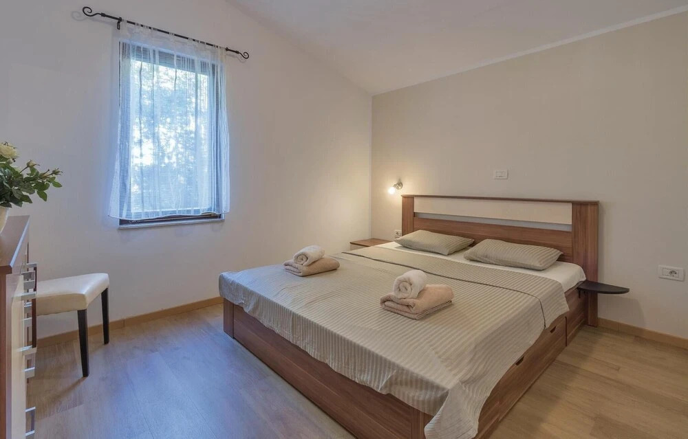 Amazing Home in Pula With Wifi and 2 Bedrooms