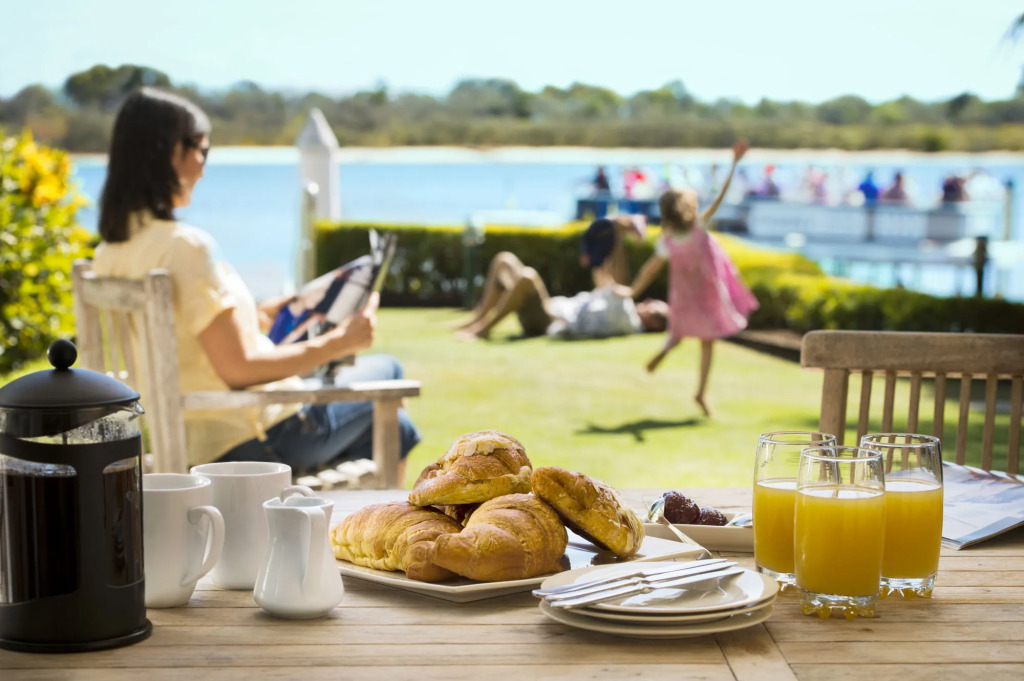 Noosa Quays Waterfront Accomodation